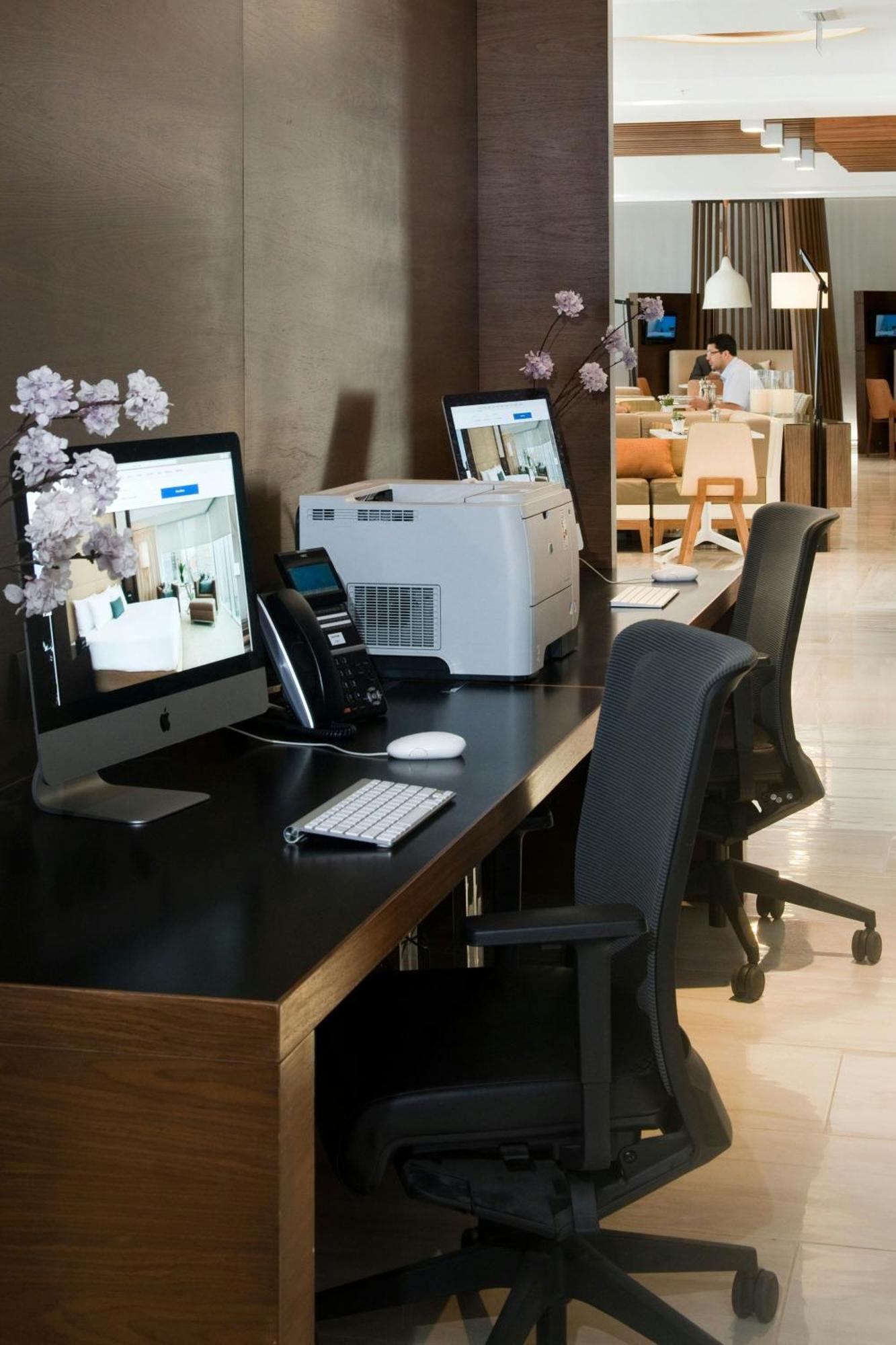 คอร์ตยาร์ด ลิมา มิราฟลอเรส Hotel ภายนอก รูปภาพ